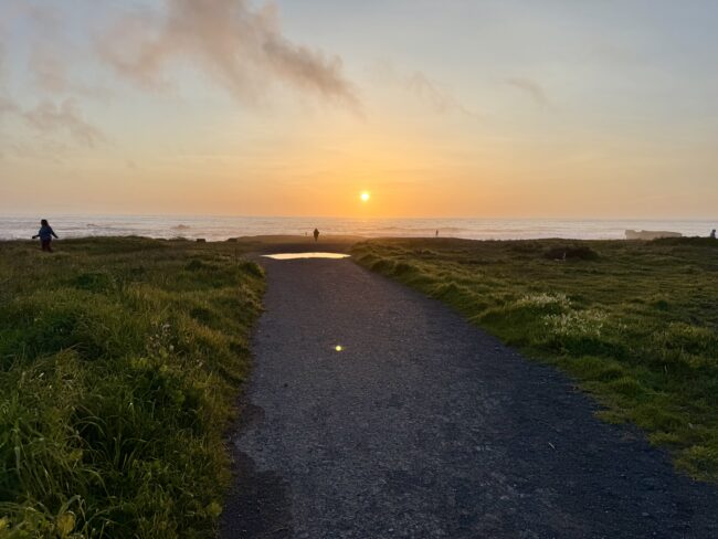 グラスビーチの夕陽